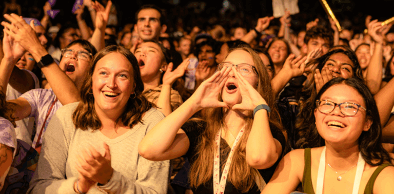 Students at Welcome Week concert